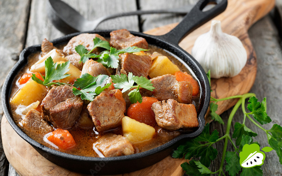 Spiced Beef with Tropical Fruits