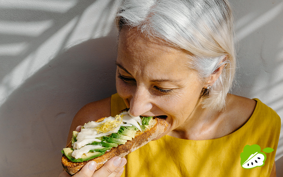 avacado custard apple bruschetta 002